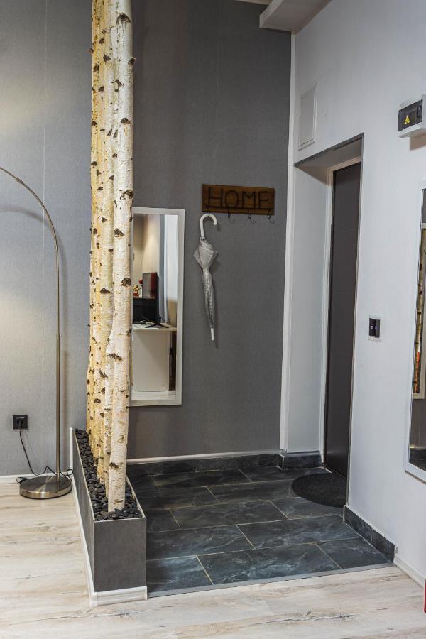 Koa - Inside Old Town Appartement Braşov Buitenkant foto